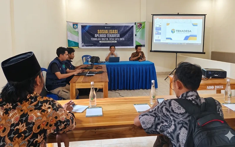 Sosialisasi Aplikasi TekaDesa di Desa Babussalam Dorong Transformasi Pelayanan Digital Desa