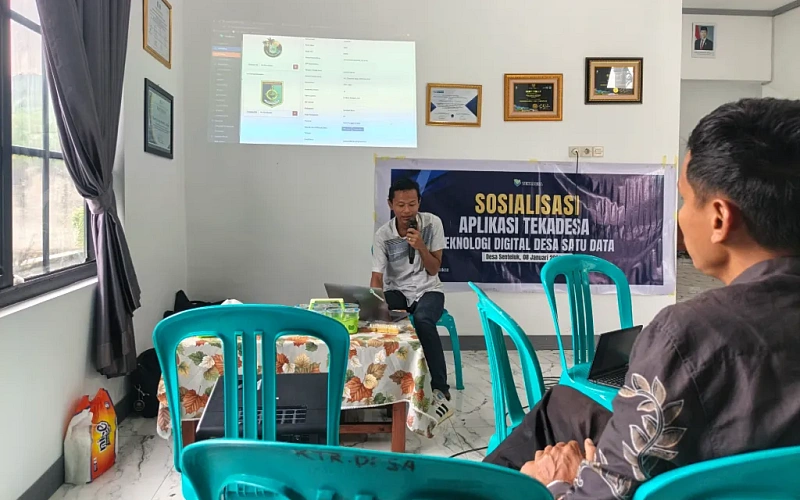 Sosialisasi dan Pelatihan Aplikasi TekaDesa di Desa Senteluk Dorong Transformasi Digital Pelayanan Desa