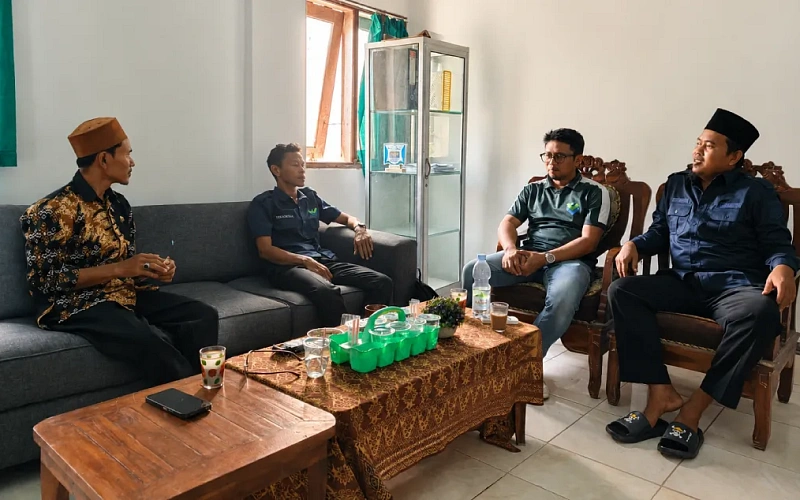 Diskusi Pengembangan Aplikasi TekaDesa di Desa Eyat Mayang Dorong Inovasi Pelayanan Digital Desa